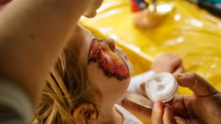 Face painting isn’t just fun! It can provide learning opportunities too